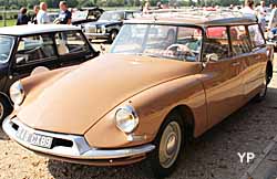 Citro&euml;n DS break (doc. Yalta Production)