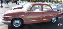 Panhard PL17