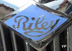 logo Riley