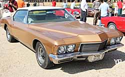 Buick Riviera 71