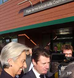 Christine Lagarde et Christian Estrosi visitent la nouvelle Plate-forme Industrielle Courrier de Bois-d'Arcy 