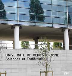 université de Cergy-Pontoise 