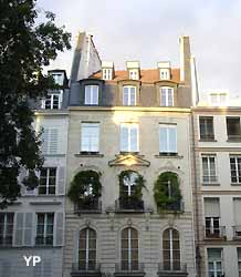 bel immeuble de Saint-Germain-des-Pr&egrave;s