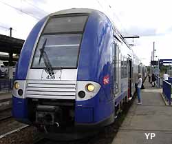TER en gare de Chartres