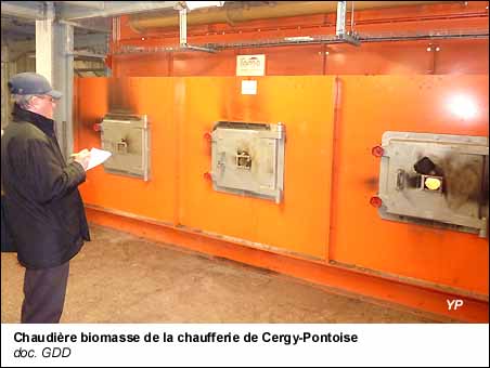 Chaudière biomasse de la chaufferie de Cergy-Pontoise