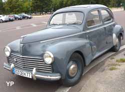 Peugeot 203