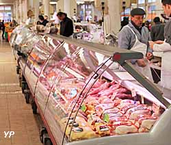 Volailles au marché de Cannes