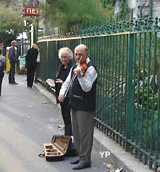 musiciens devant Saint-Germain-des-Près 