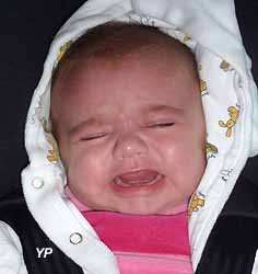 Lou-Anne pleure 
