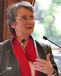 Monique Sassier, médiatrice de l'Education nationale et de l'Enseignement supérieur 