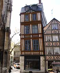 Maison penchée à Rouen